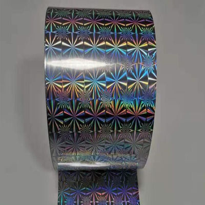 Arco iris del brillo y película olográfica metalizada estrella en el rollo para empaquetar