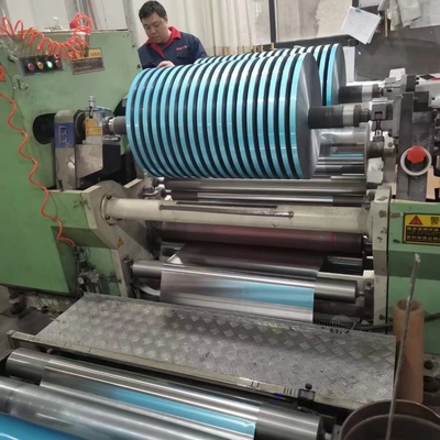 Película de poliéster metalizada de cobre azul y negro o aluminizada para envases y conductos