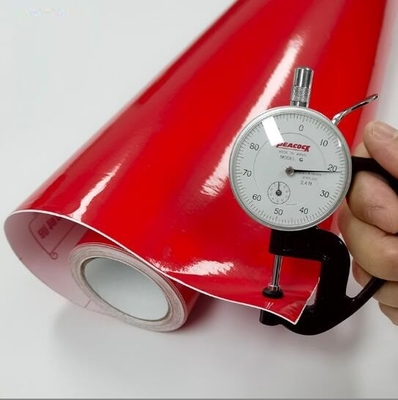 Rollo de película autoadhesiva de PVC, adhesivo impermeable para la carrocería y la decoración de automóviles
