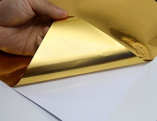 Rollo de película autoadhesiva de oro, pegatinas decorativas autoadhesivas para refrigeradores, pegatinas PET para ascensores, pegatinas con letras