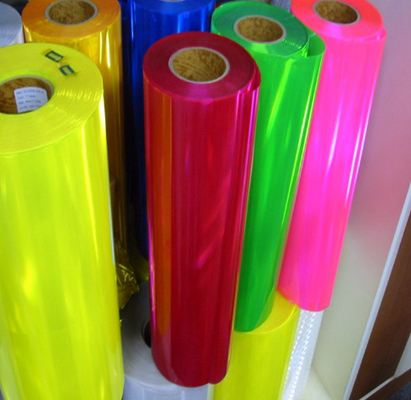 Película transparente de PVC, Películas de PVC para el embalaje de bolsos Películas transparentes para el embalaje de ropa nueva y vieja