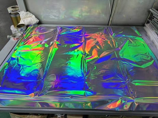 18um holográfico Bopp Color Glitter Film, pilar de luz horizontal BOPP película para el embalaje de medicamentos