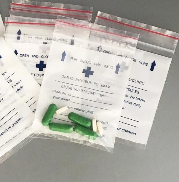 Película de embalaje transparente de doble bolsillo con cremallera plástico líquido ecológico Biohazard Biohazard Bolso de sello patológico médico PE