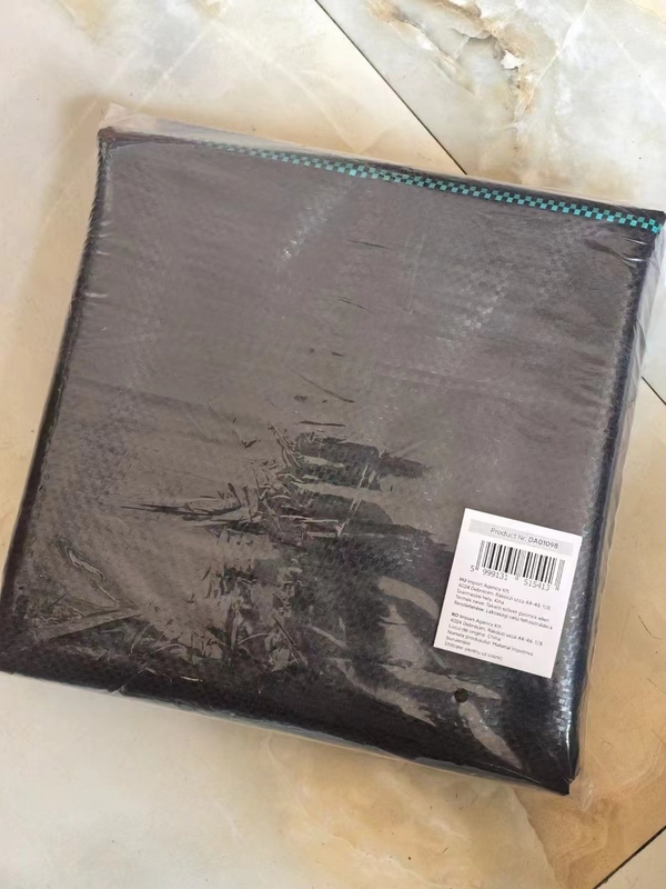 70-180GSM Tejido de control de malezas no tejido de PP negro y verde para deshierba, tapete de maleza de tejido
