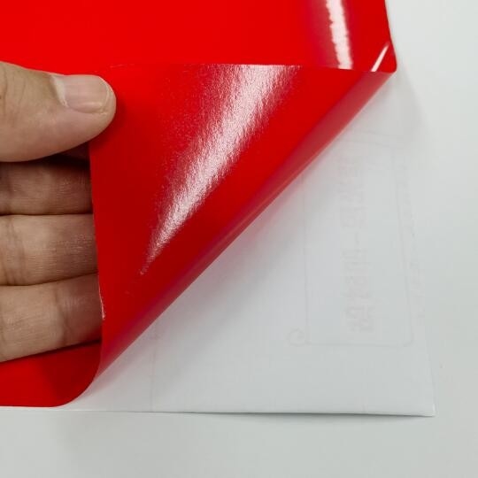 Rollo de película autoadhesiva de PVC, adhesivo impermeable para la carrocería y la decoración de automóviles