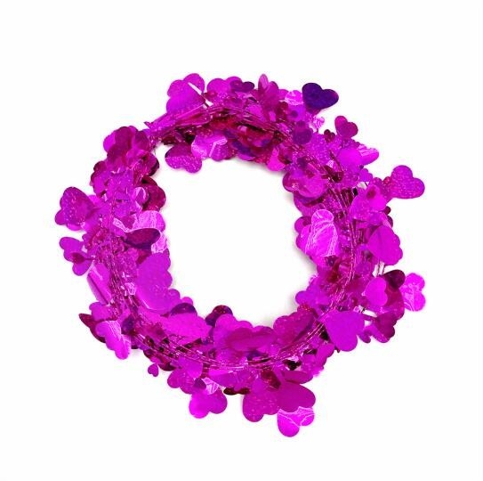 Las tiras de color del amor tiran la decoración de flores, la corona del día de San Valentín corona de alambre de amor
