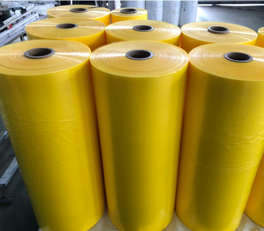 Color amarillo PE contractor de calor / LLDPE película de estiramiento para embalaje botella / embalaje de bebidas protector